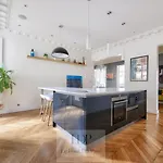 Appartement Wagram, 214M2, 4 Chambres, Balcon