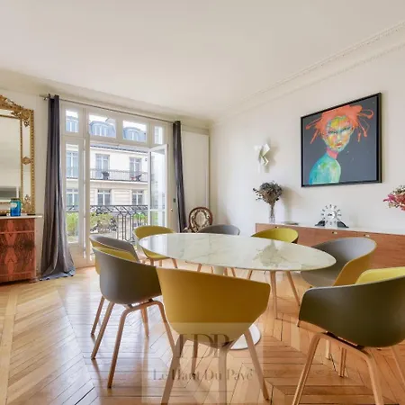 Appartamento Wagram, 214m2, 4 Chambres, Balcon *