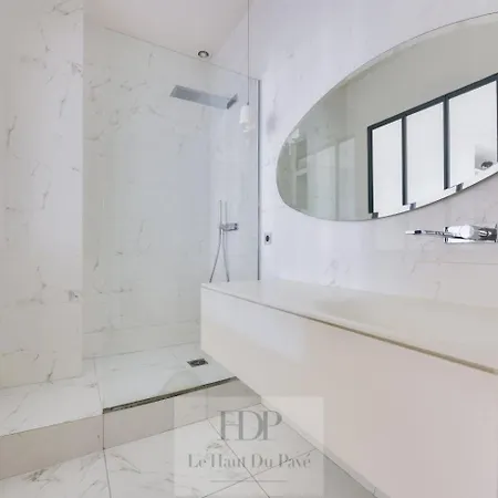 Wagram, 214m2, 4 Chambres, Balcon Appartamento Parigi