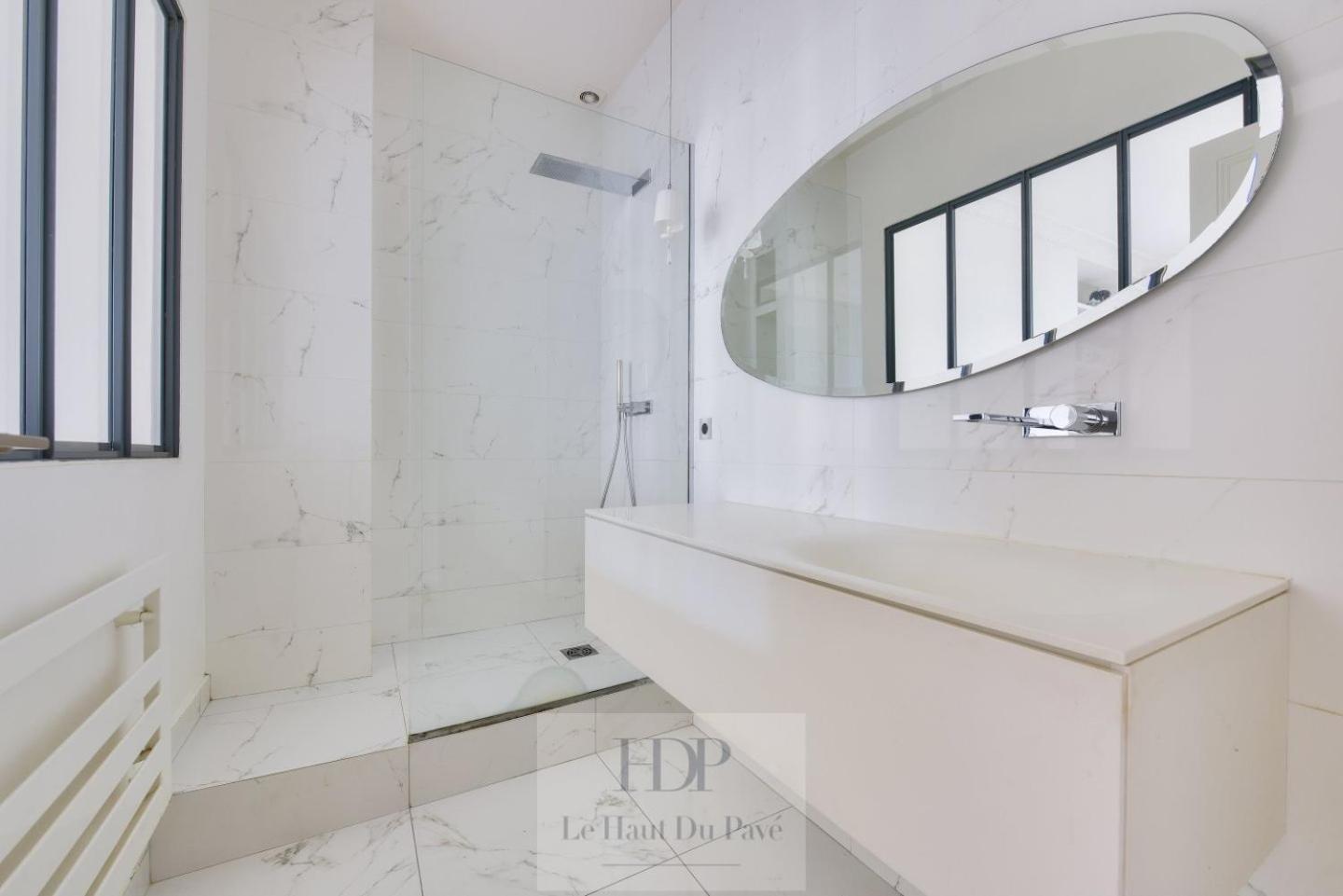 Wagram, 214m2, 4 Chambres, Balcon Appartamento Parigi