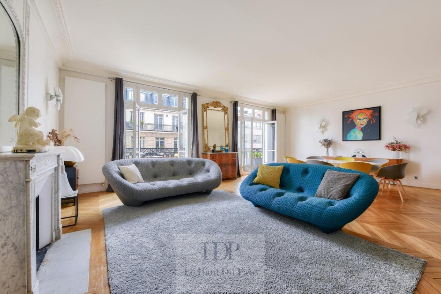 Appartamento Wagram, 214m2, 4 Chambres, Balcon